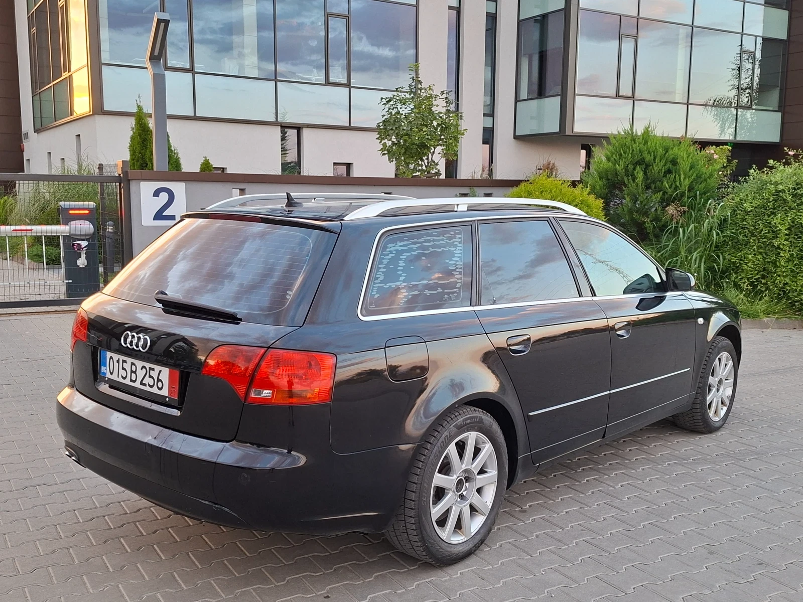 Audi A4 2.0TDI* (140кс)* S-LINE* NAVI* НОВ ВНОС* , снимка 14 - Автомобили и джипове - 55944271