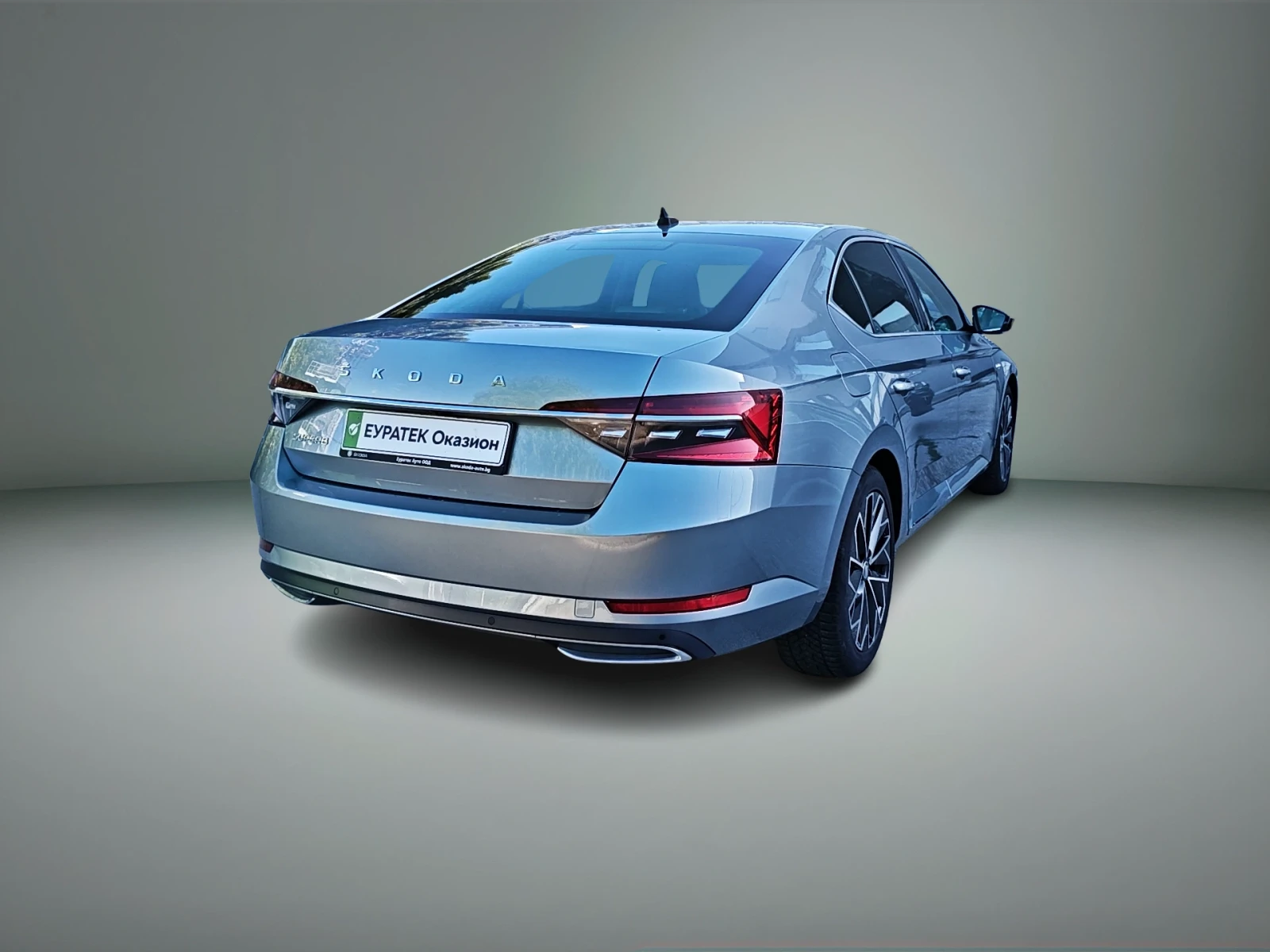 Skoda Superb 2, 0 TDI 7DSG , снимка 5 - Автомобили и джипове - 55947364
