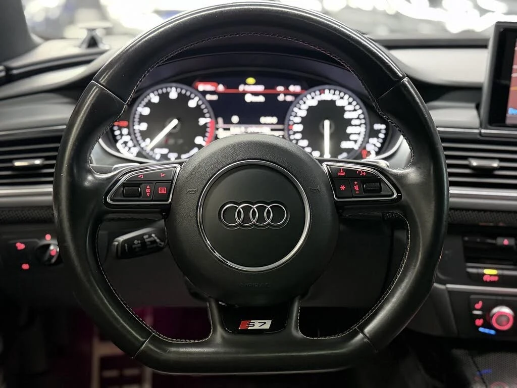 Audi S7 4.0T* BLACK OPT* MATRIX* B&O 3D* ОБДУХ* МАСАЖ, снимка 10 - Автомобили и джипове - 56012633