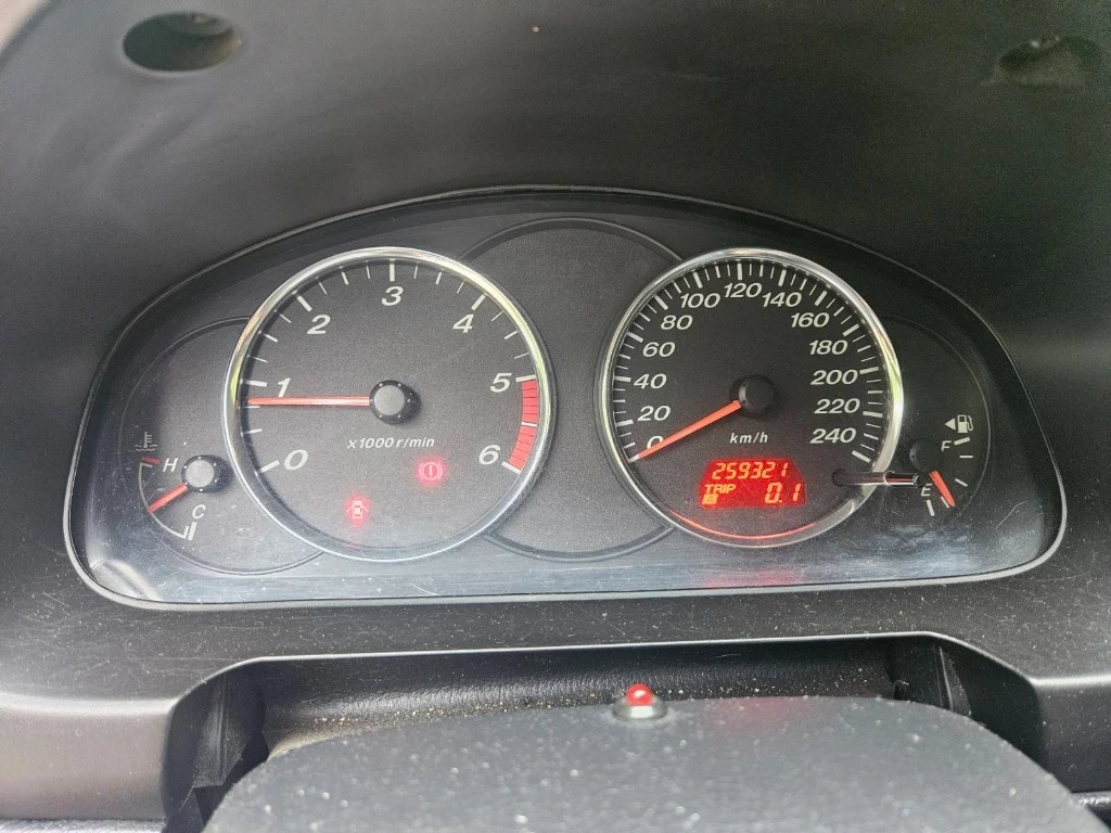 Mazda 626 2.0 CD GT, снимка 5 - Автомобили и джипове - 56253322