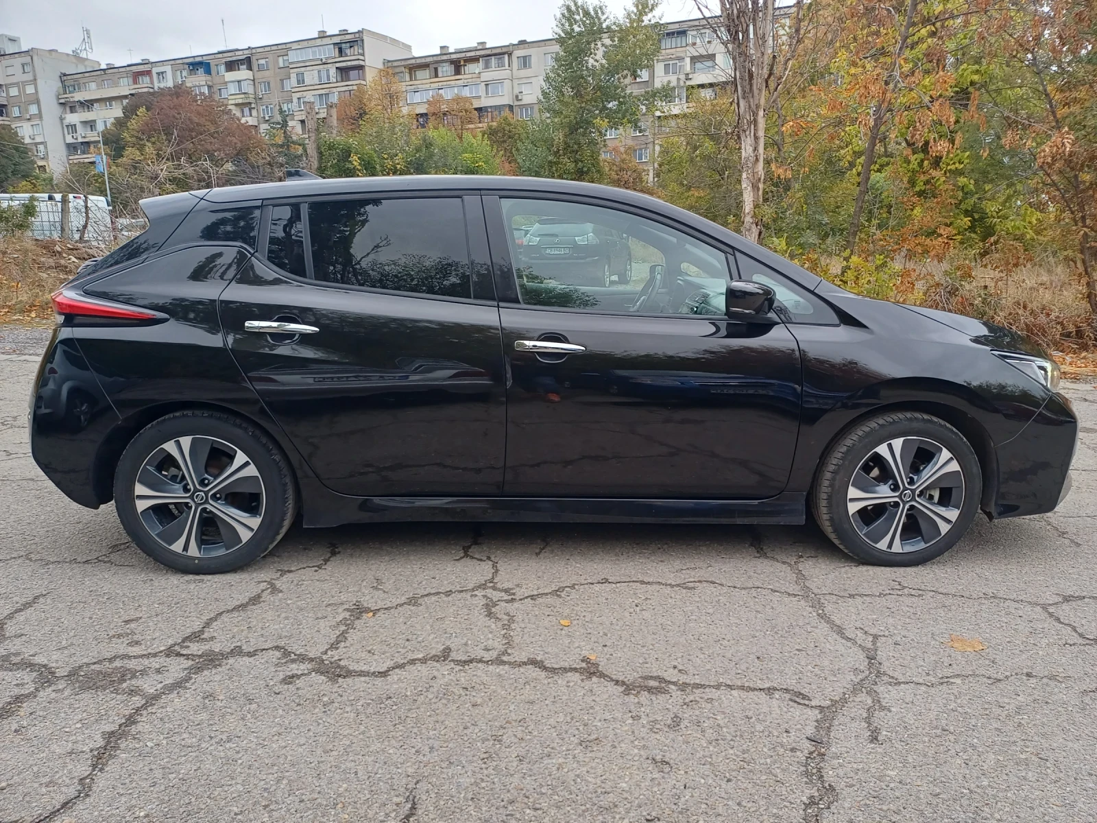 Nissan Leaf  SL 40 kWh , снимка 4 - Автомобили и джипове - 56463665