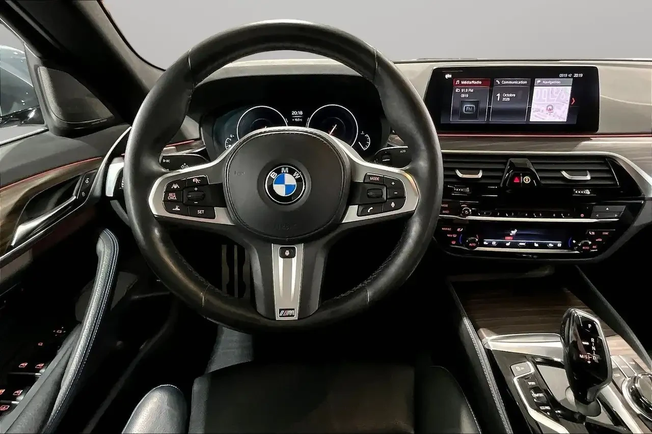 BMW 530 M Sport| Premium Enhanced| Harman Kardon| 360| SOF, снимка 9 - Автомобили и джипове - 56728145