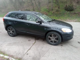 Volvo XC60 2.4 D3 4х4 , снимка 2