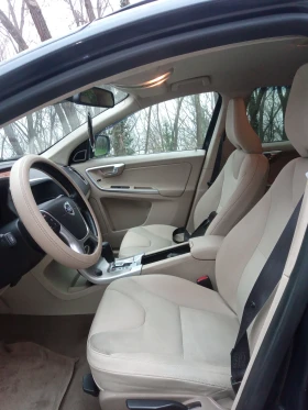 Volvo XC60 2.4 D3 4х4 , снимка 7