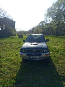 Nissan Terrano, снимка 1