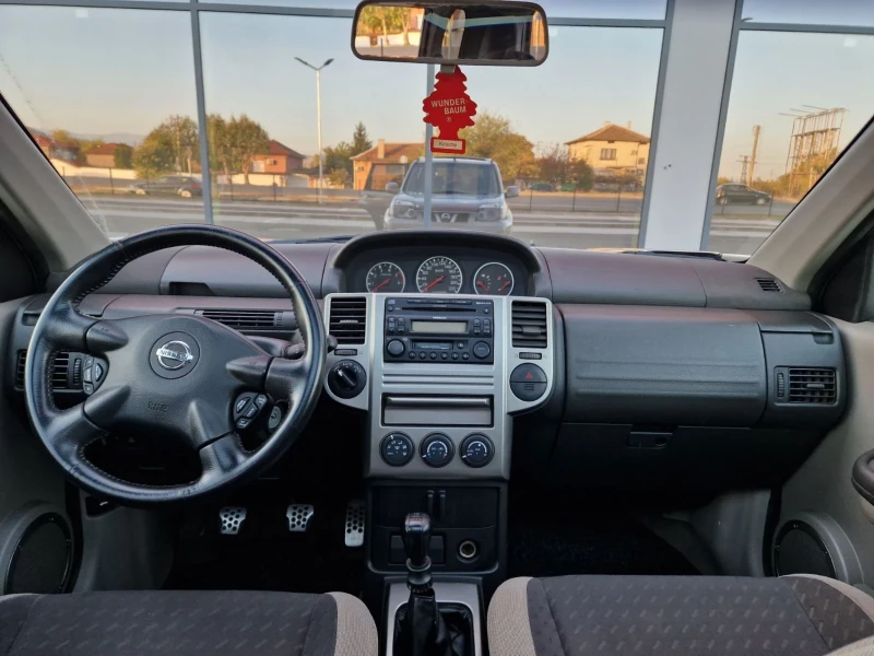 Nissan X-trail 2.2, снимка 14 - Автомобили и джипове - 47752826