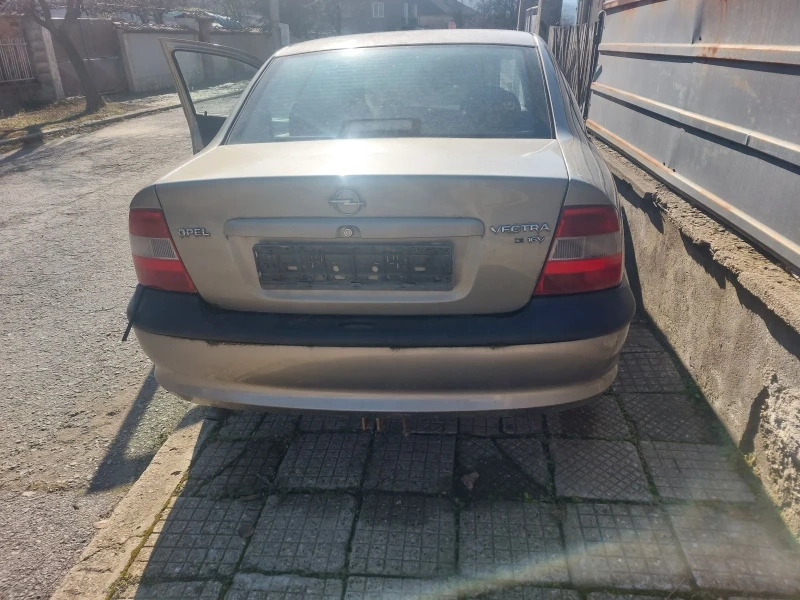 Opel Vectra 2.0 д, снимка 4 - Автомобили и джипове - 48886497