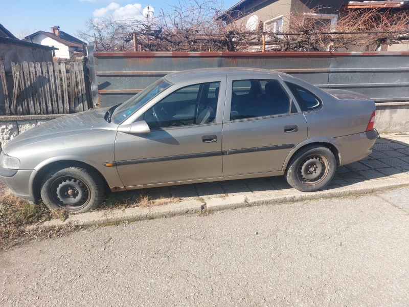 Opel Vectra 2.0 д, снимка 2 - Автомобили и джипове - 48886497