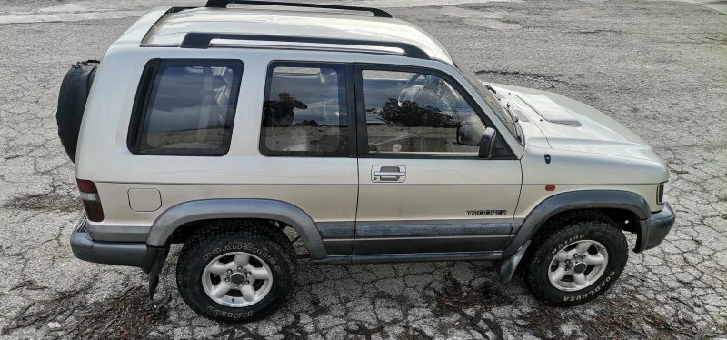 Isuzu Trooper, снимка 5 - Автомобили и джипове - 48885482