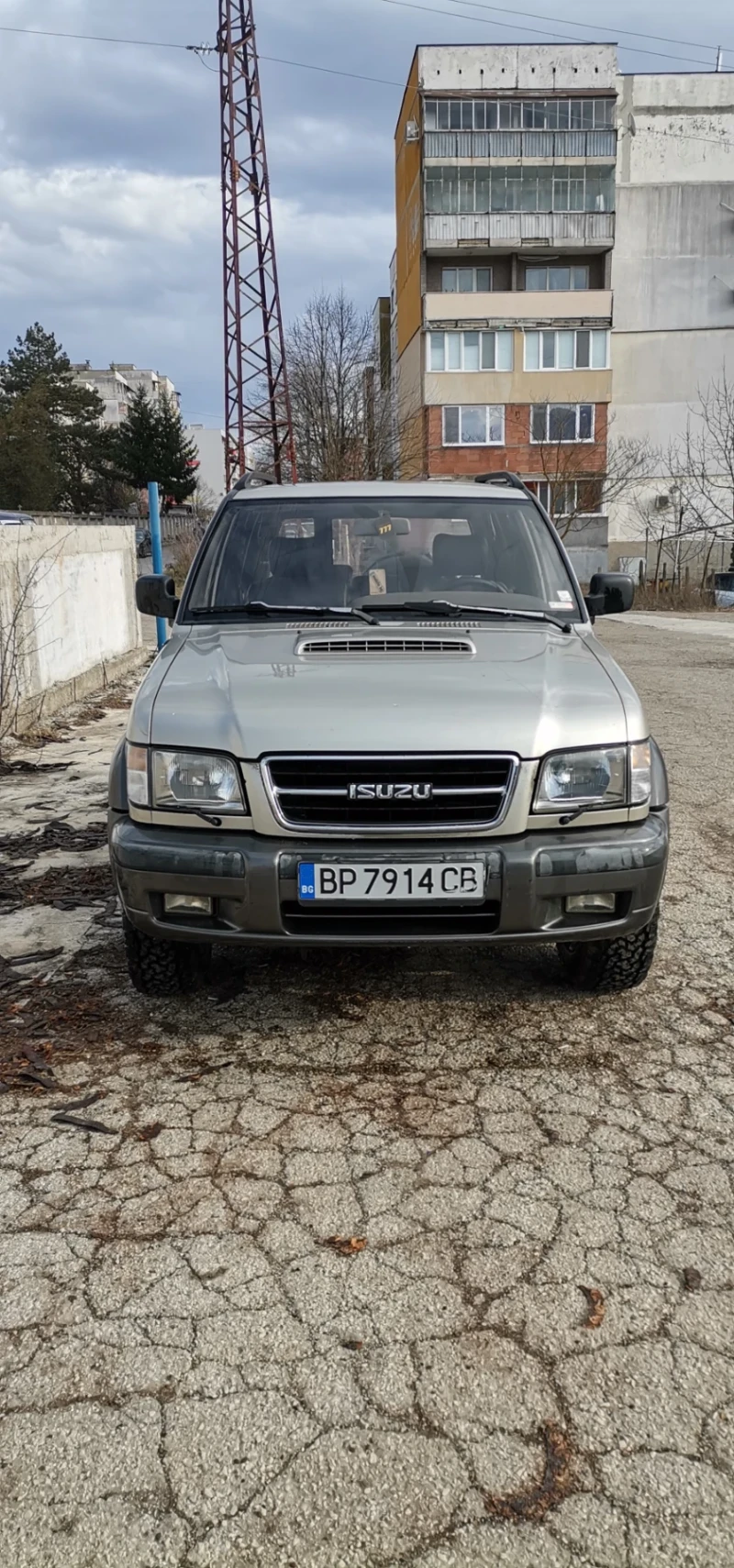 Isuzu Trooper, снимка 2 - Автомобили и джипове - 48885482