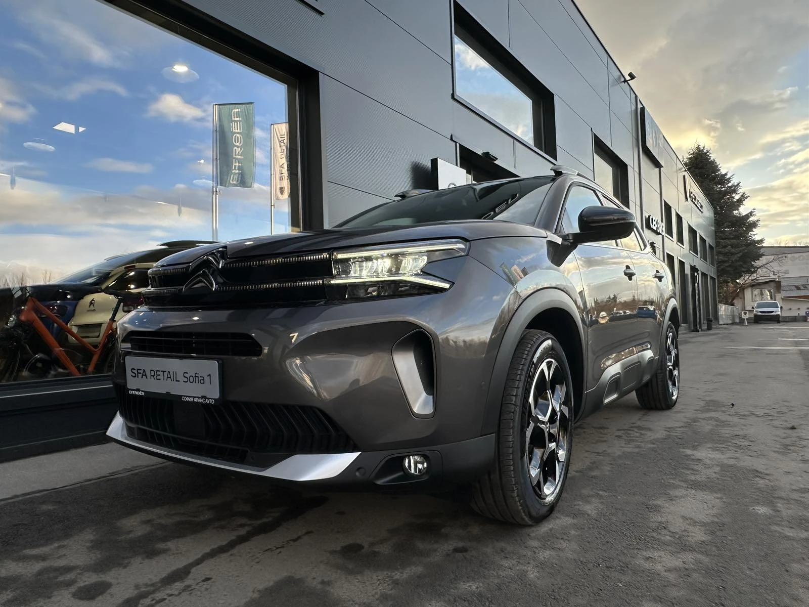 Citroen C5 Aircross FL SHINE HYBRID 136 e-DCS6 E6.4 - изображение 4