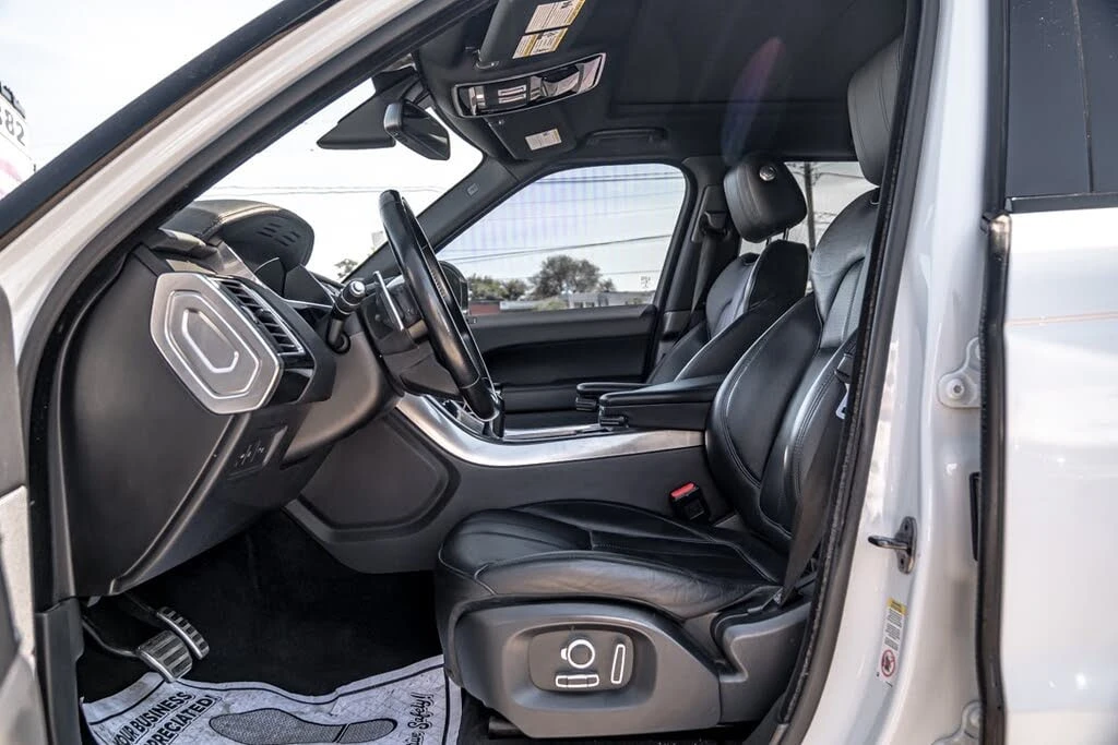 Land Rover Range Rover Sport * АВТО КРЕДИТ* ЦЕНА ДО БГ * СЕРВИЗНА ИСТОРИЯ *  - изображение 7