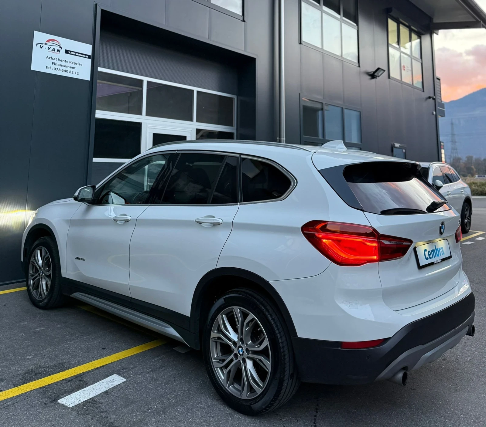 BMW X1 X-Drive 2.0 Sport Line   | Mobile.bg   3