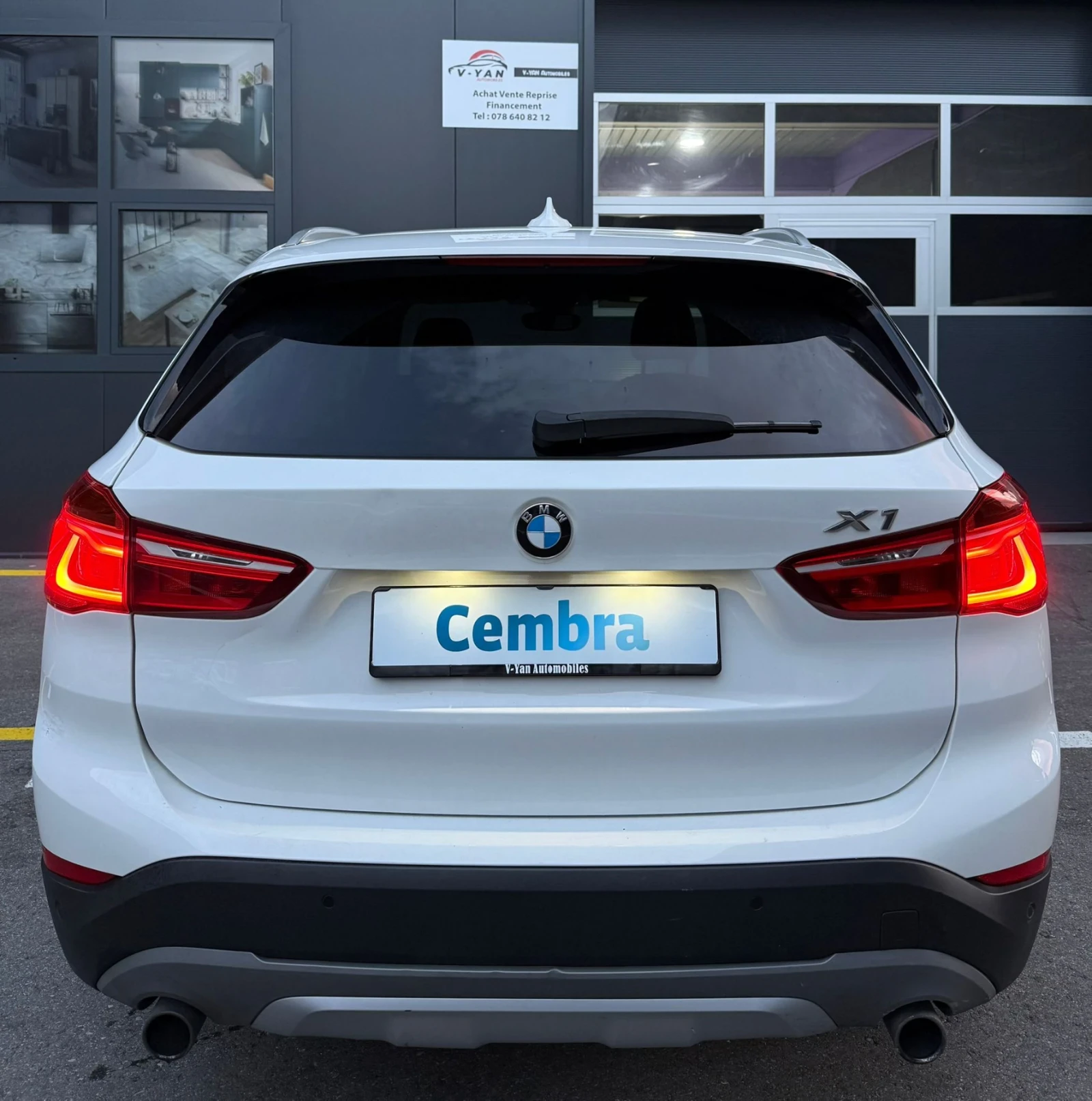 BMW X1 X-Drive 2.0 Sport Line   | Mobile.bg   6