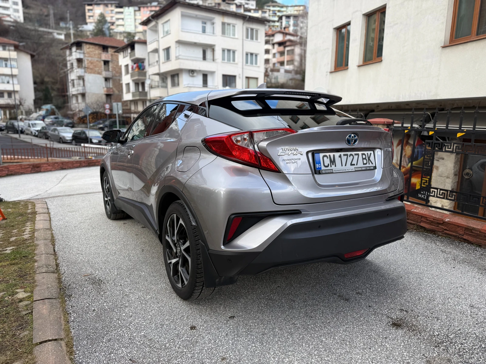 Toyota C-HR 1.8 Hybrid | Mobile.bg � ����������� 4