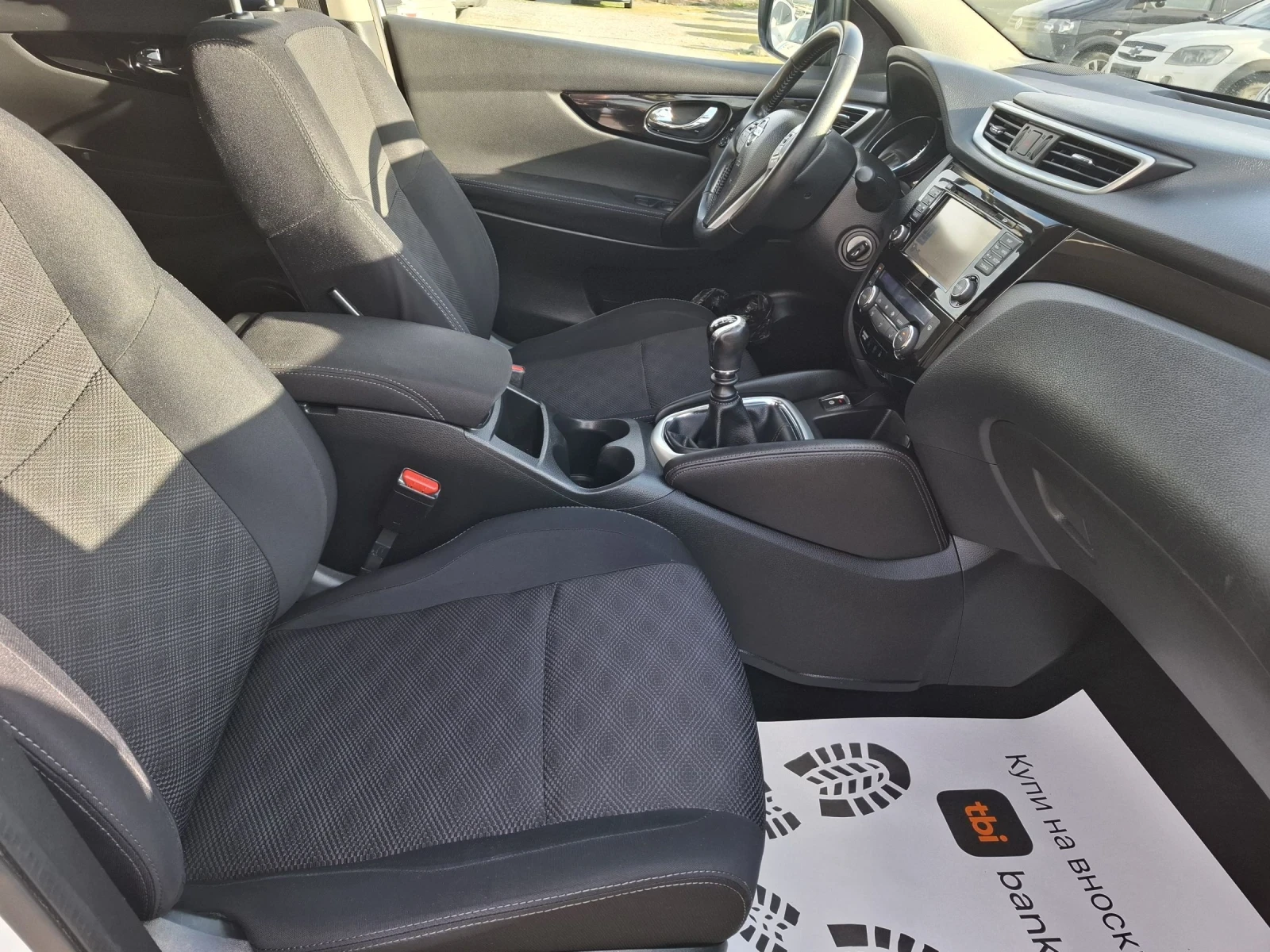 Nissan Qashqai 1, 5 DCI-115ps, Navi, Kamera, Euro 6B, снимка 8 - Автомобили и джипове - 53976985