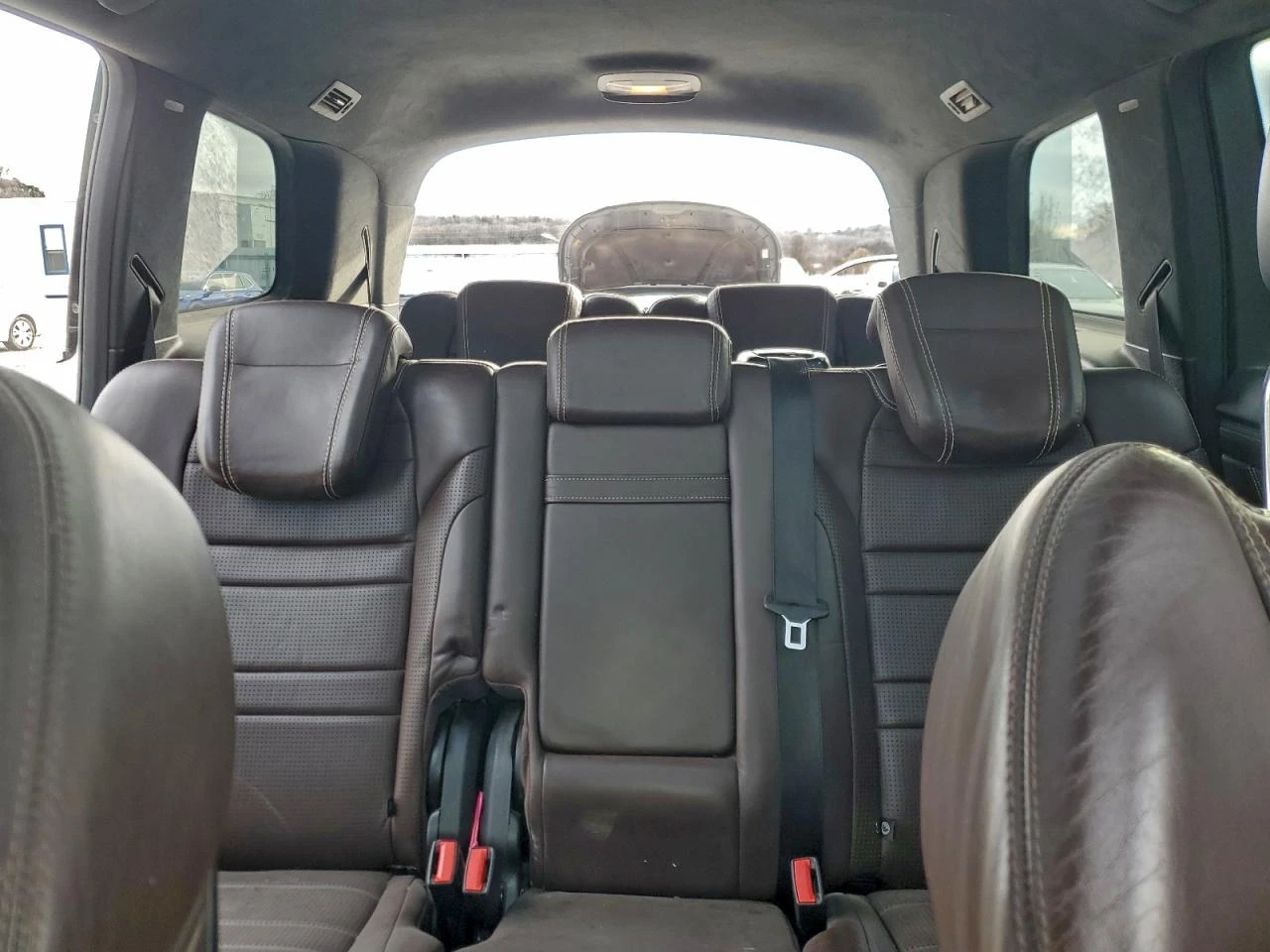 Mercedes-Benz GL 63 AMG 4MATIC| DESIGNO| H/K| | DISTRONIC| ПАНО| 360| KEYL, снимка 10 - Автомобили и джипове - 53979531