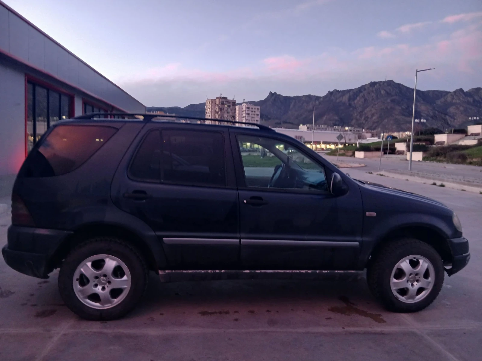 Mercedes-Benz ML 230, снимка 3 - Автомобили и джипове - 54140935