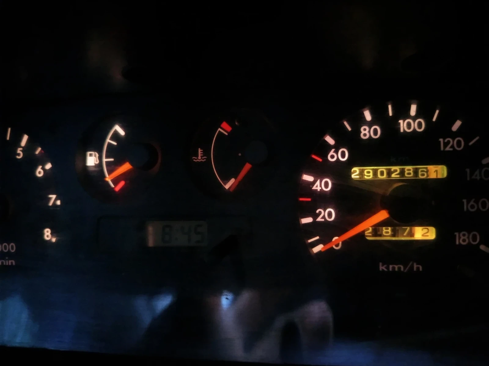 Nissan Terrano, снимка 9 - Автомобили и джипове - 54963522