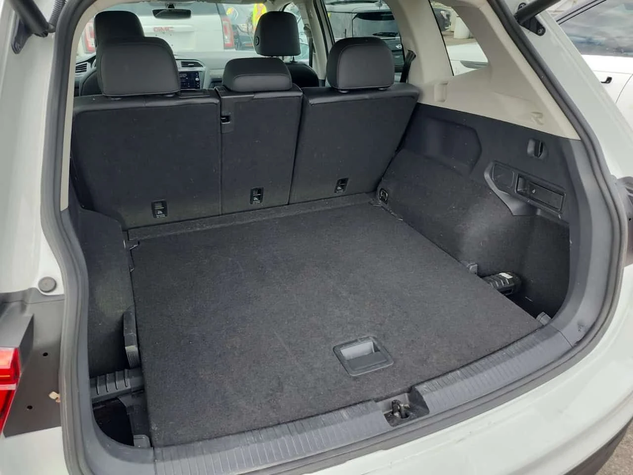 VW Tiguan COMFORTLINE/CARFAX/ПОДГРЕВ/ПАНОРАМА/КОЖА, снимка 13 - Автомобили и джипове - 55590509
