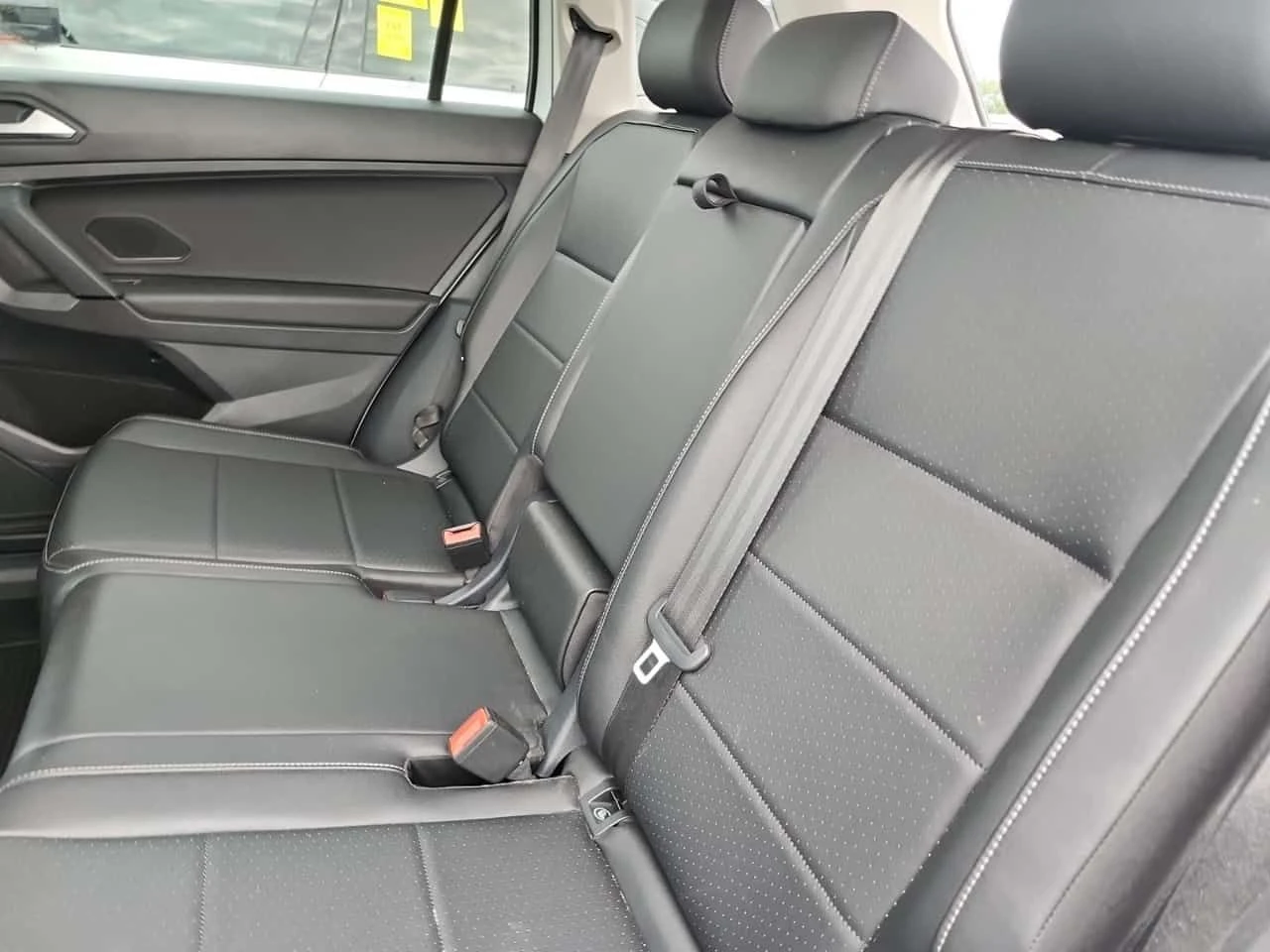 VW Tiguan COMFORTLINE/CARFAX/ПОДГРЕВ/ПАНОРАМА/КОЖА, снимка 11 - Автомобили и джипове - 55590509