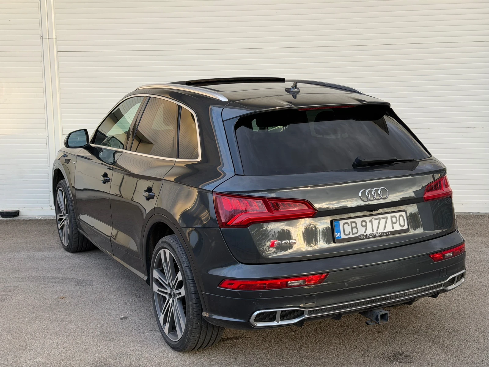 Audi SQ5 3.0TFSI* B&O* PANO* ПОДГРЕВ* CARFAX, снимка 4 - Автомобили и джипове - 56238577