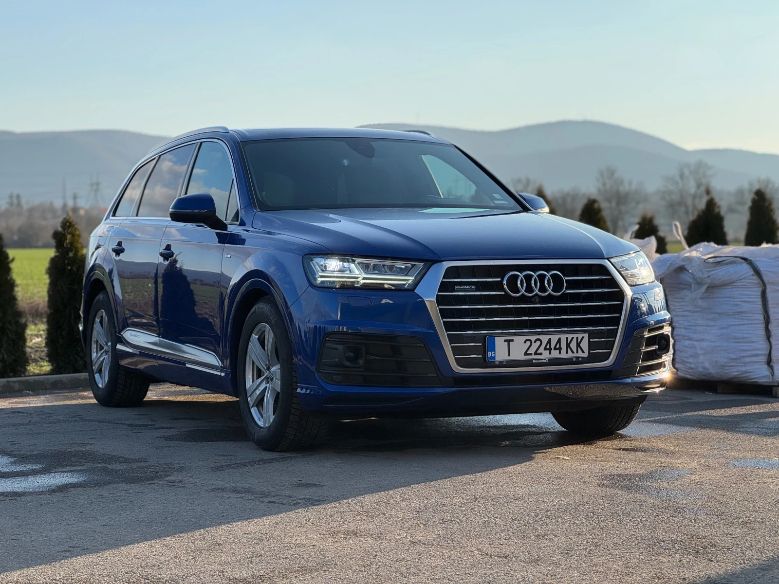 Audi Q7 3.0TDI S-line x3, снимка 2 - Автомобили и джипове - 56311460