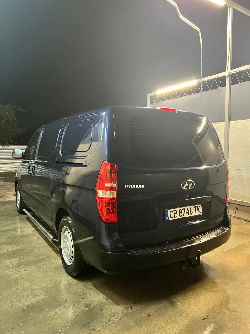 Hyundai H1 2.5 CRDI КЛИМА, снимка 6 - Бусове и автобуси - 52248777