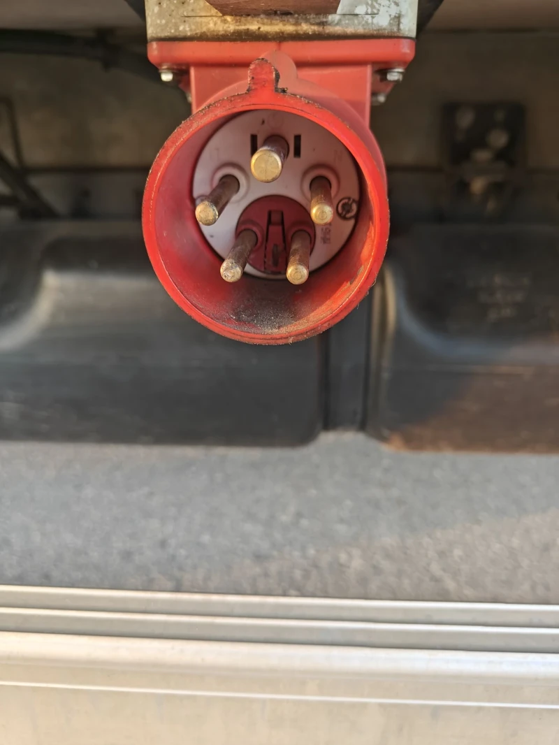 Iveco Daily 70C 3.0d 170кс Carrier Supra 750 MT, снимка 16 - Бусове и автобуси - 52816186