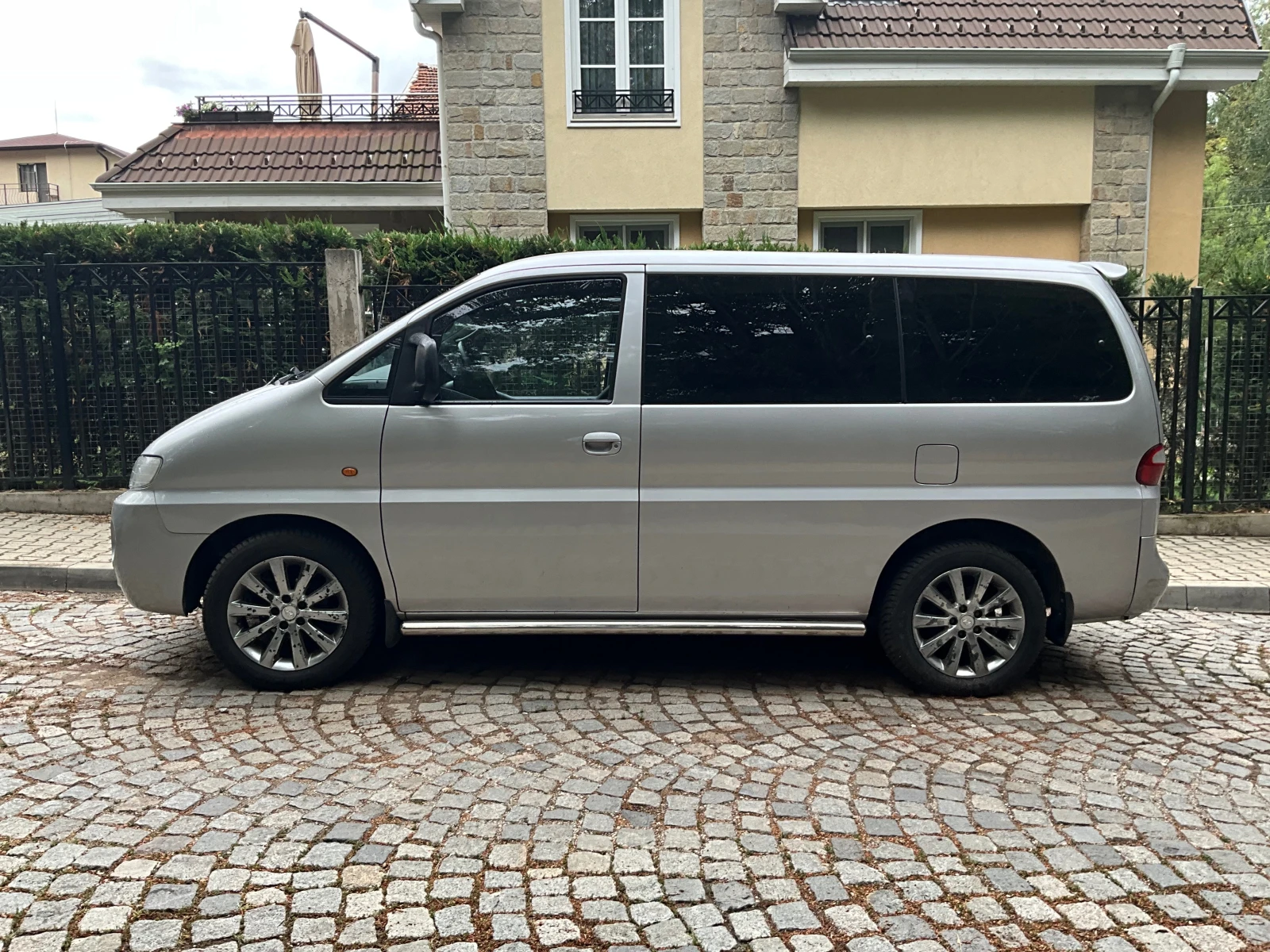 Hyundai H1 HSV - изображение 5
