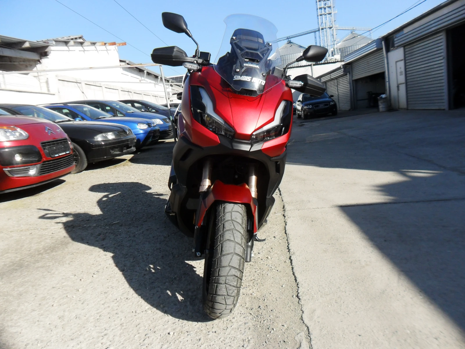Honda X-ADV 350i- Mat Carnelian Red Metallic, снимка 9 - Мотоциклети и мототехника - 55098139