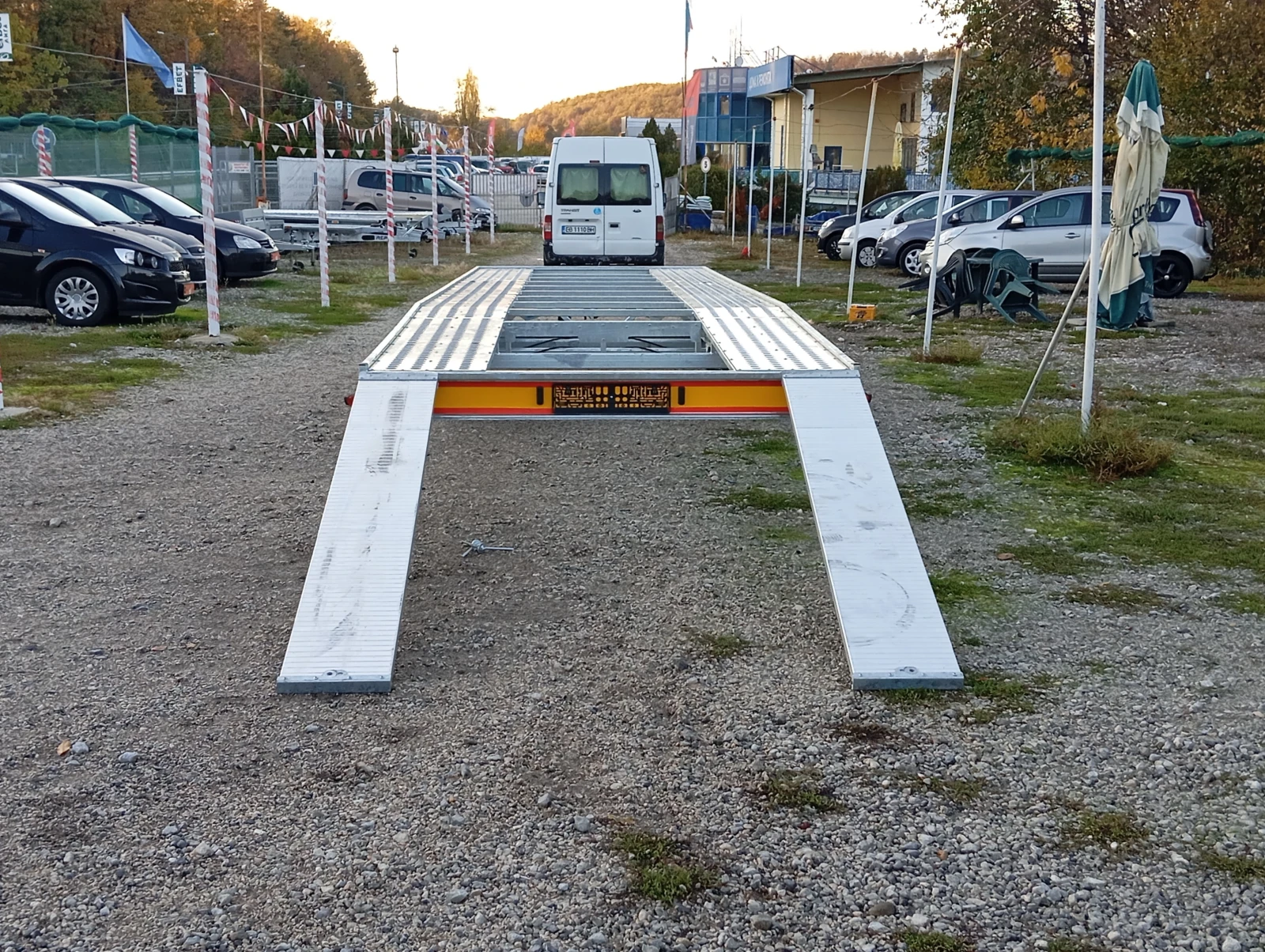   NOVO---8.50/2.15 | Mobile.bg   8