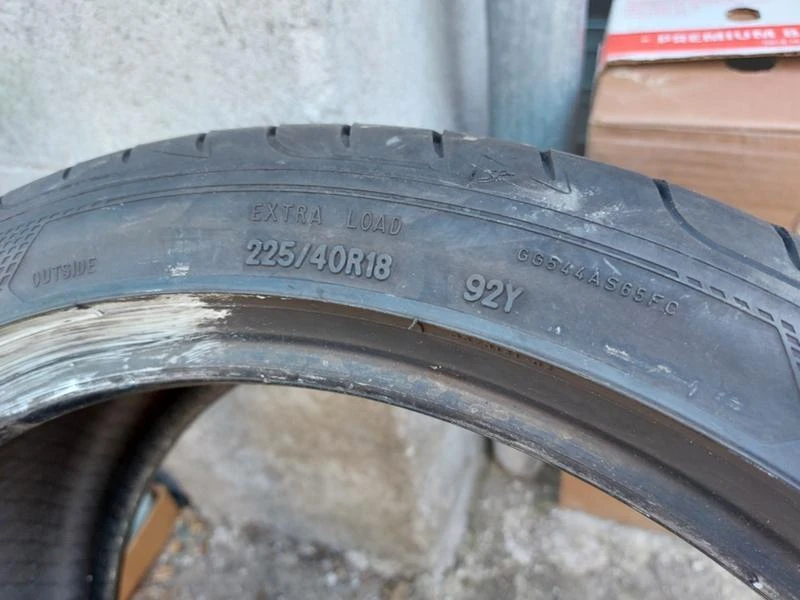 Гуми Летни 225/40R18, снимка 6 - Гуми и джанти - 36801270