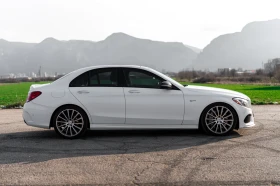 Mercedes-Benz C 43 AMG 4Matic/AMG-line/Pano/Bi-Turbo/Обслужен/БЕЗ ЩЕТА, снимка 3