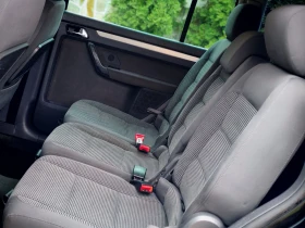 VW Touran 2.0TDI(140)* HIGHLINE* XENON* НОВ ВНОС* , снимка 15