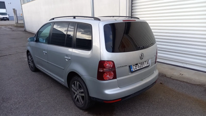 VW Touran, снимка 3 - Автомобили и джипове - 47486729