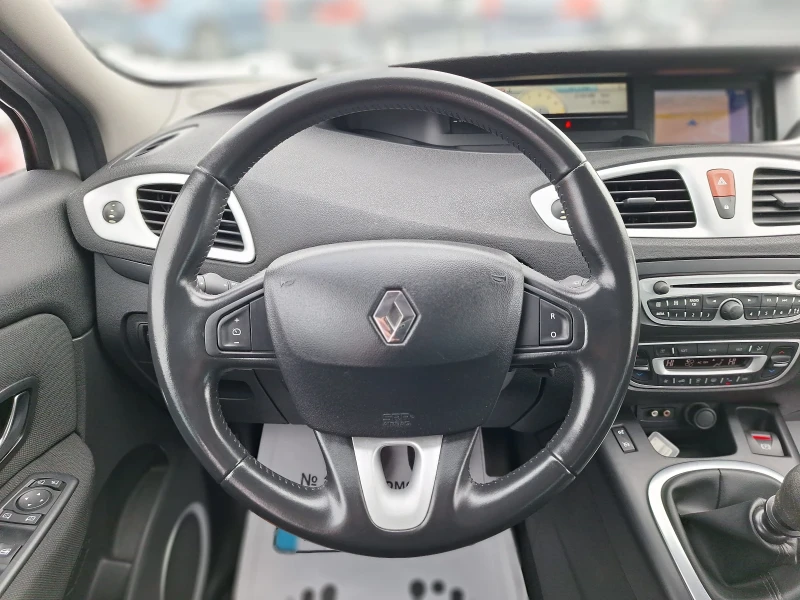 Renault Scenic 1.9DCI* NAVI* KEYLESS* X-MOD, снимка 9 - Автомобили и джипове - 48637621