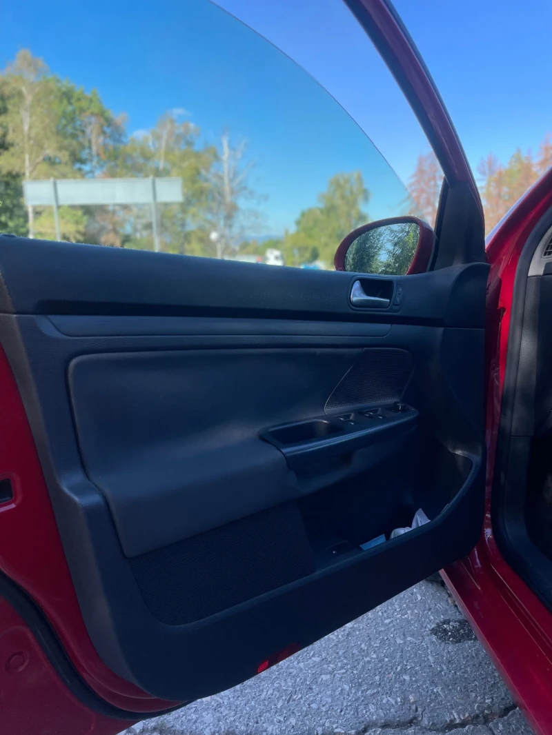 VW Golf, снимка 14 - Автомобили и джипове - 52400179