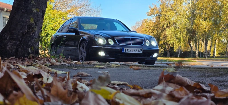 Mercedes-Benz E 320 CDI AVANTGARDE, снимка 2 - Автомобили и джипове - 52265914
