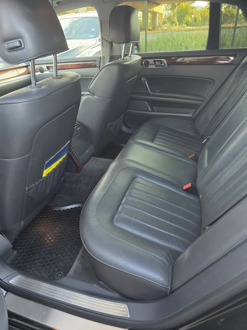 VW Phaeton, снимка 9 - Автомобили и джипове - 52395140