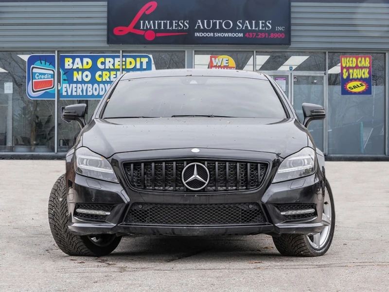 Mercedes-Benz CLS 500 4MATIC* Premium Audio* Масаж* Подгрев, снимка 2 - Автомобили и джипове - 52564225