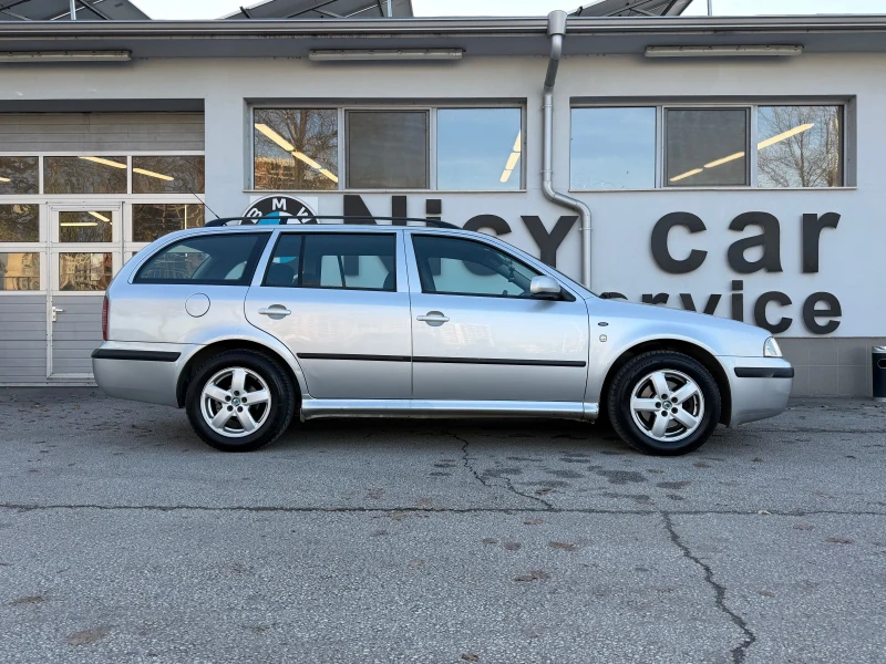 Skoda Octavia 2.0 бензин , снимка 4 - Автомобили и джипове - 52711217
