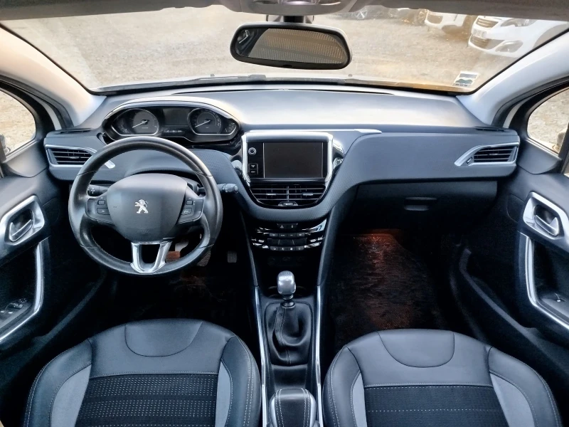 Peugeot 2008 1.6 e-HDI Реални километри , снимка 13 - Автомобили и джипове - 52851550