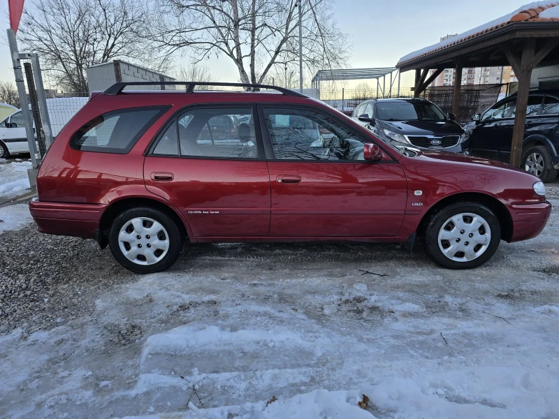 Toyota Corolla 1.9D 126000kmLUNA, снимка 6 - Автомобили и джипове - 52942767
