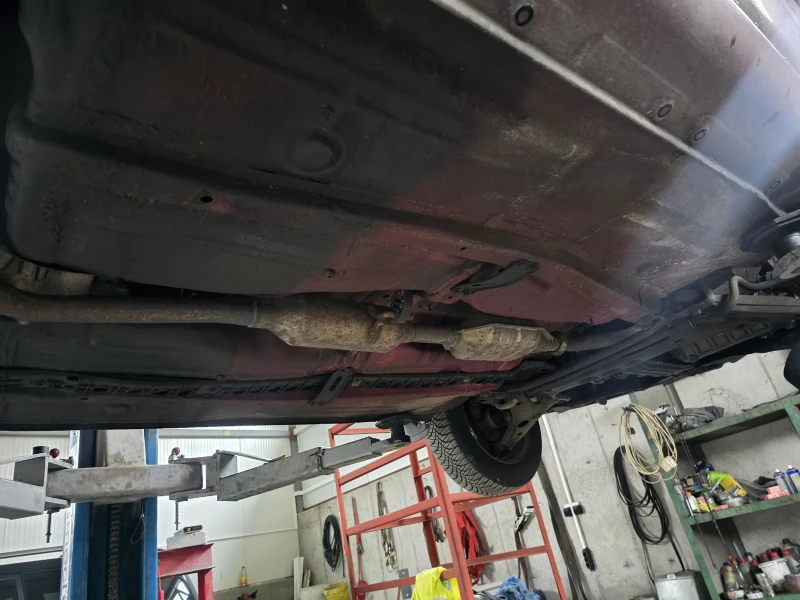 Toyota Corolla 1.9D 126000kmLUNA, снимка 16 - Автомобили и джипове - 52942767