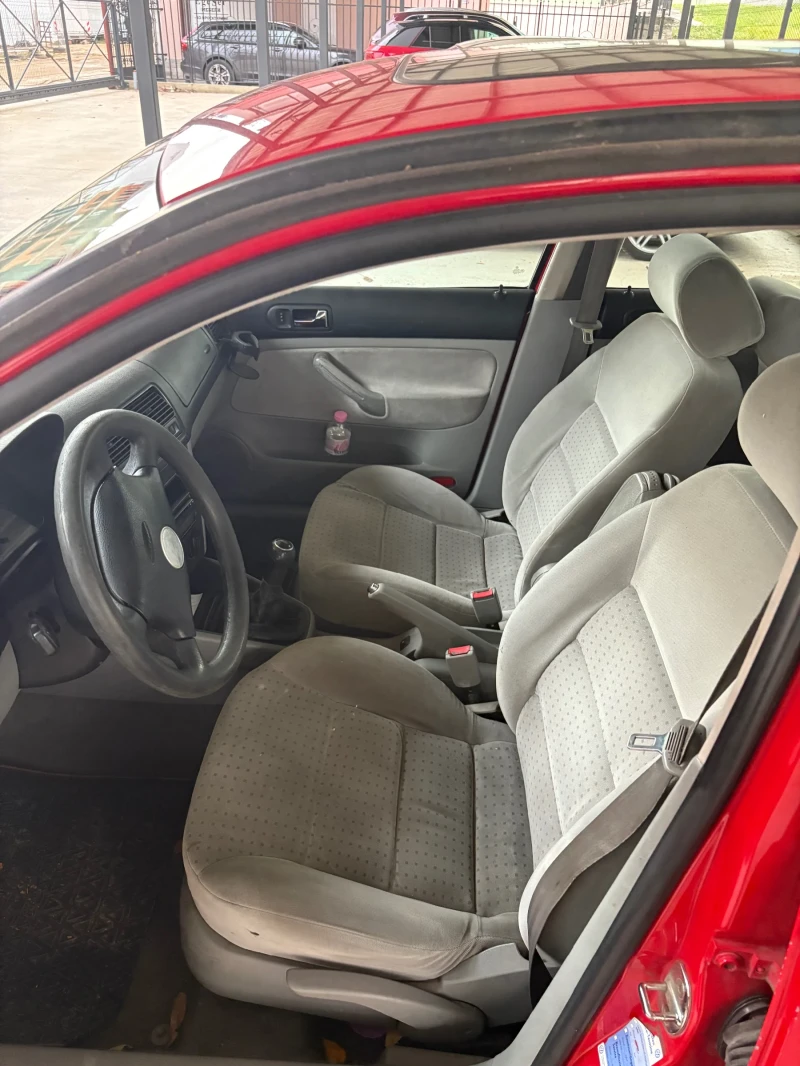 VW Golf 1.4 бензин, снимка 5 - Автомобили и джипове - 52990861