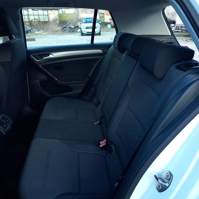 VW Golf 1.6TDI* AUTOMAT* TOP* , снимка 14 - Автомобили и джипове - 53326652