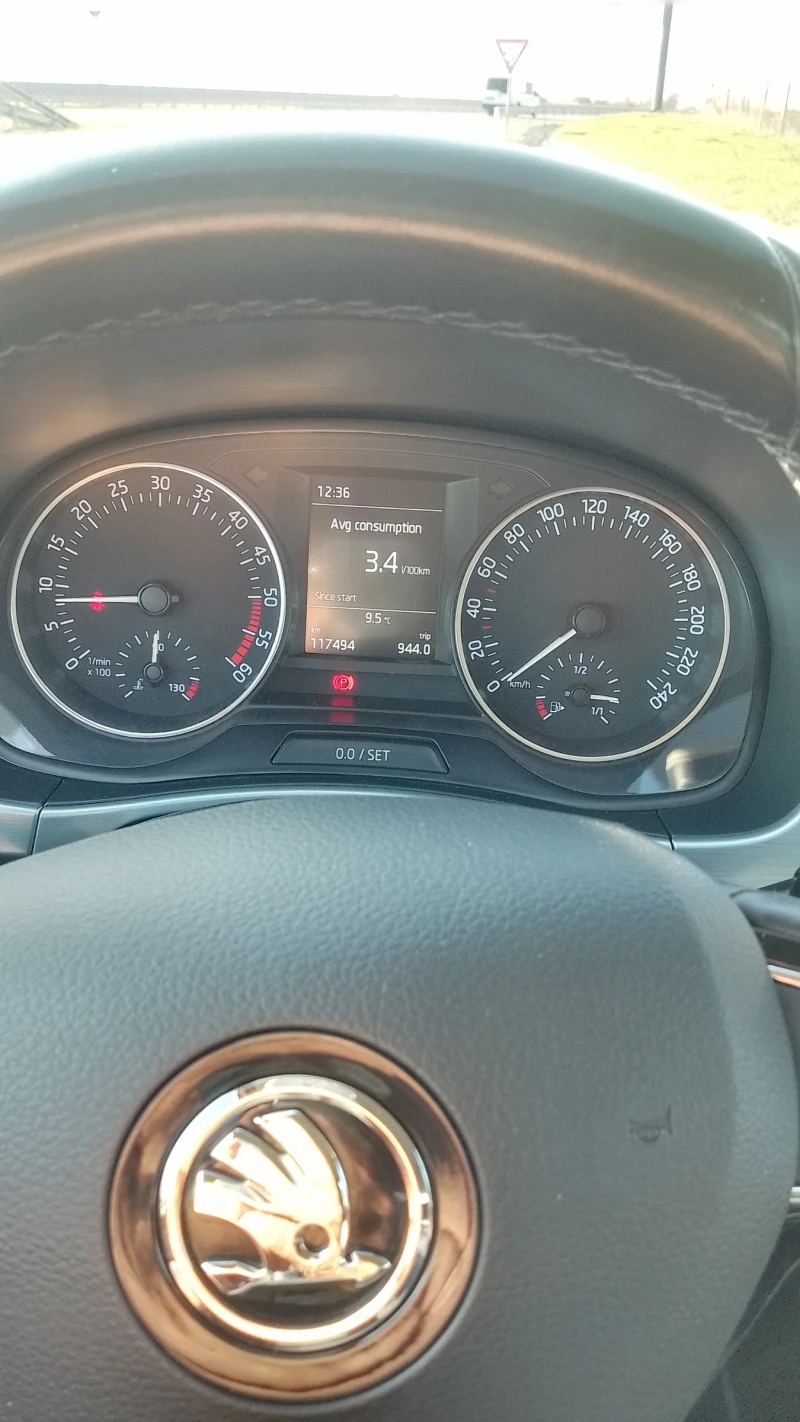 Skoda Fabia Т, снимка 10 - Автомобили и джипове - 53384180