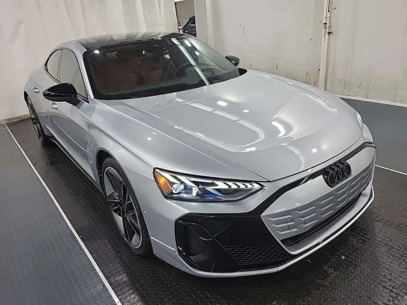 Audi E-Tron GT TECHNIK /B&O/360/DIS/PANO/NAVI/LANE ASSIST, снимка 2 - Автомобили и джипове - 53560791