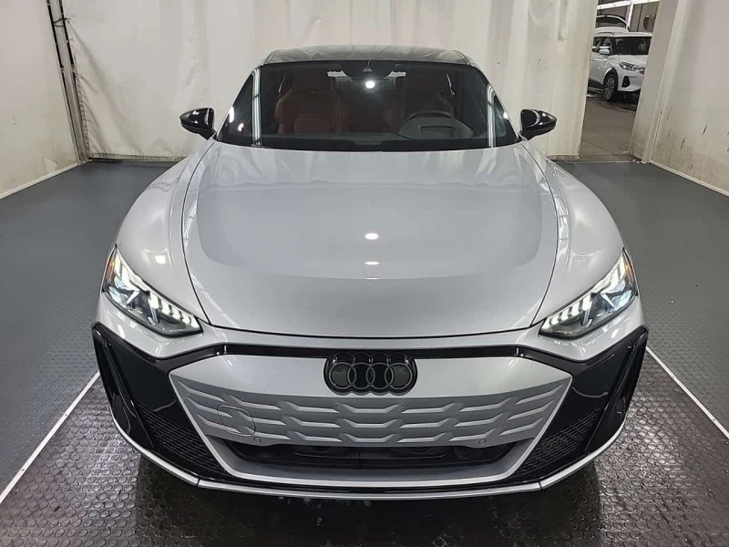 Audi E-Tron GT TECHNIK /B&O/360/DIS/PANO/NAVI/LANE ASSIST, снимка 8 - Автомобили и джипове - 53560791
